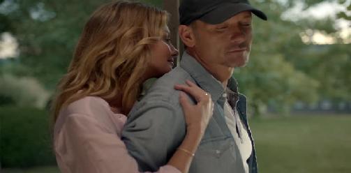 Tim McGraw Ft. Faith Hill - Meanwhile Back At Mamas